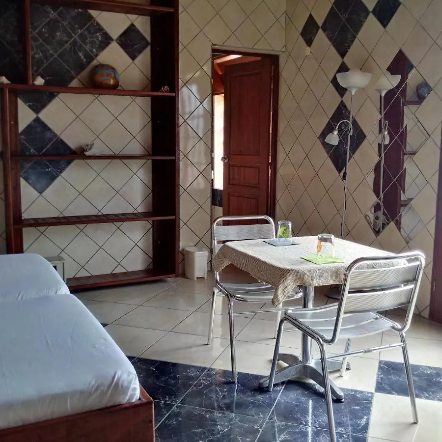 Villa Pistaches Grand-Bourg  Guest house Grand-Bourg (Marie Galante)